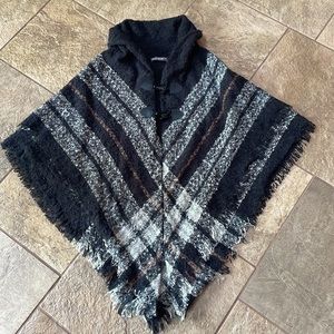 + nwot + ACCESSORY ST. Blanket Style Poncho